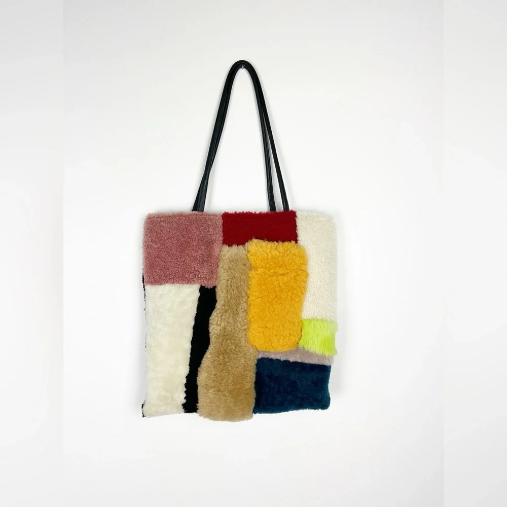 • Primecut • Shearling Patchwork Totebag - Picture 4 of 7